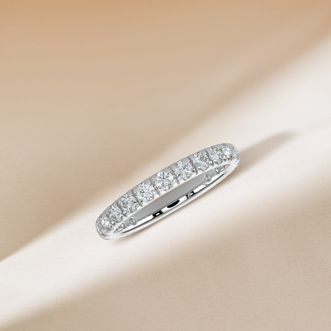 14K White 1.00 CTW Diamond Band In Scallop Setting