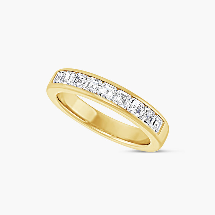 Asscher Men's Channel-Set Band