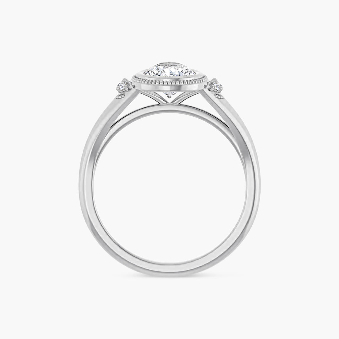 The Bezel-Set Tessa