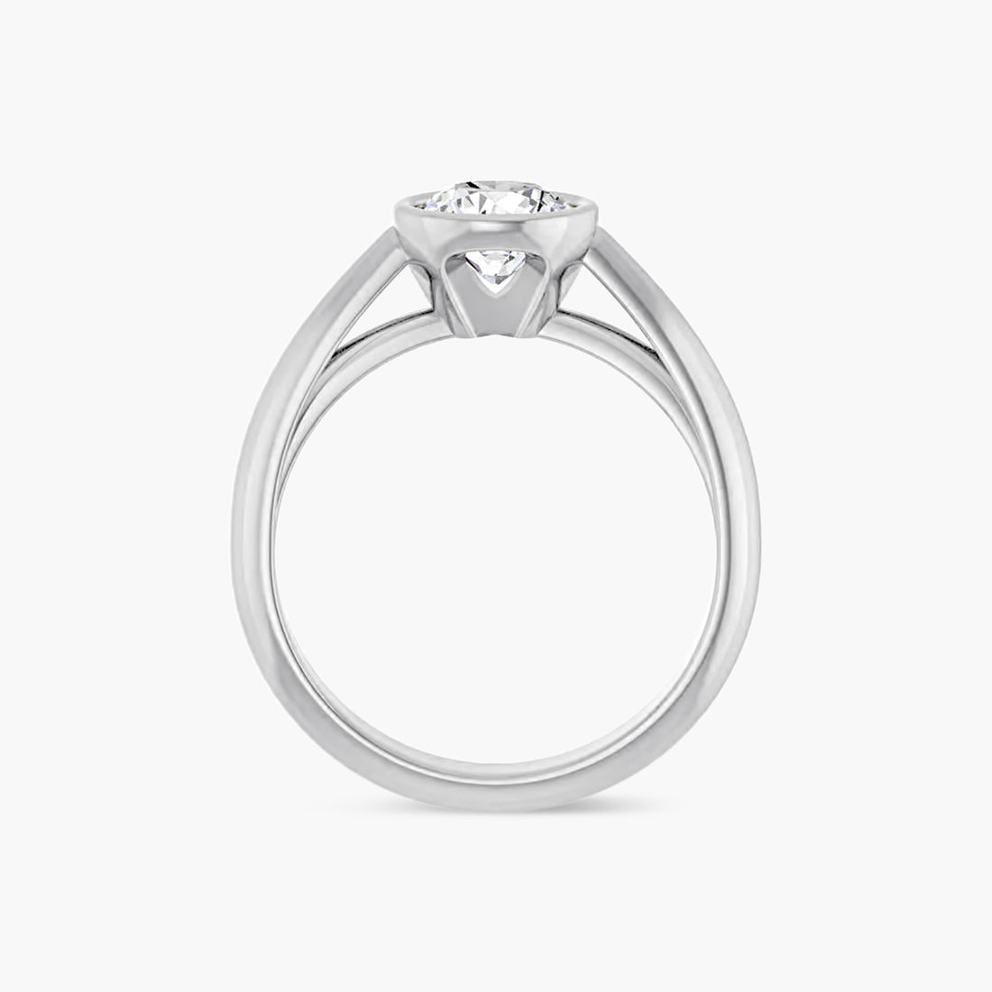 The Bezel-Set Esmé
