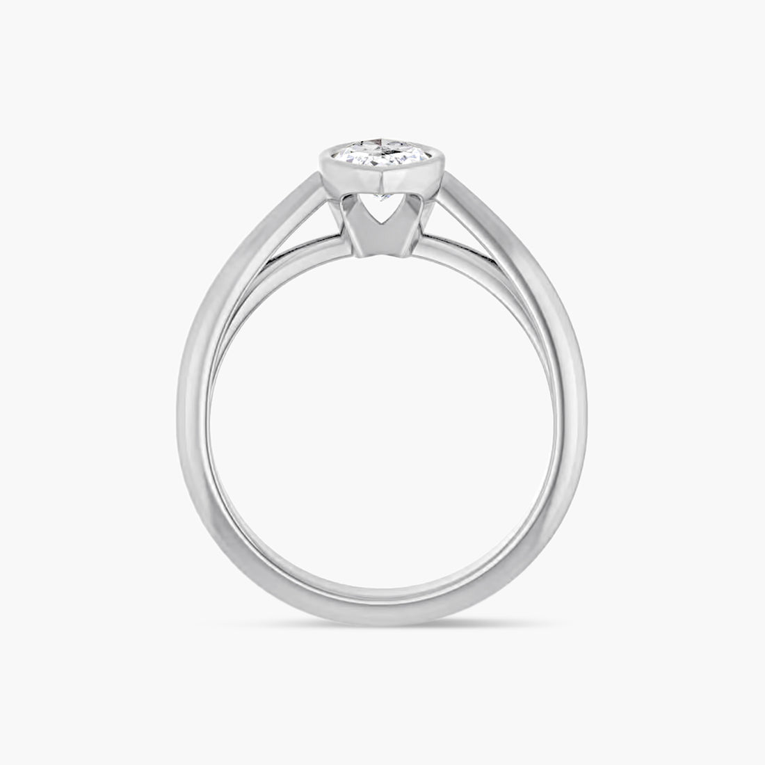 The Bezel-Set Esmé