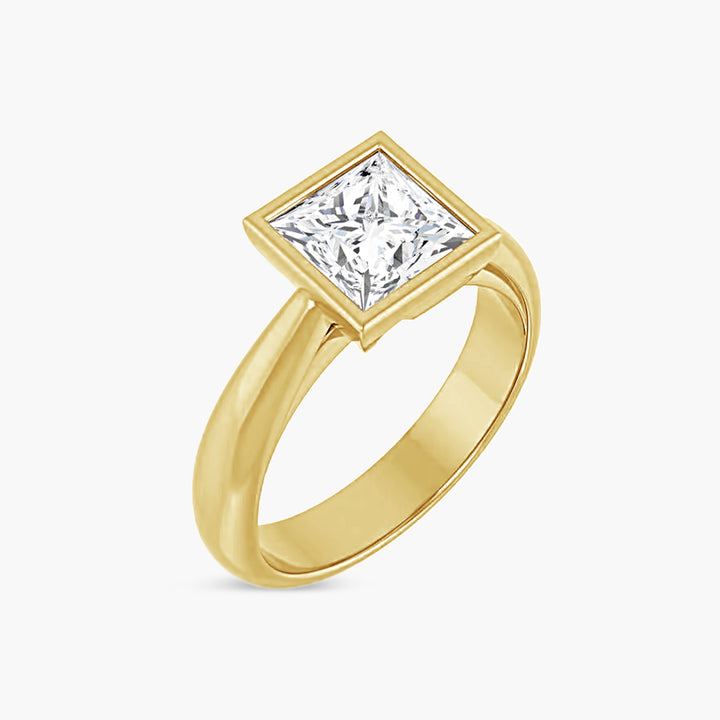 The Bezel-Set Esmé Square Yellow Gold