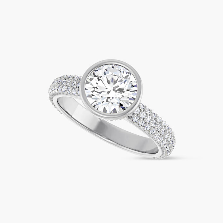 The Bezel-Set Seraphina