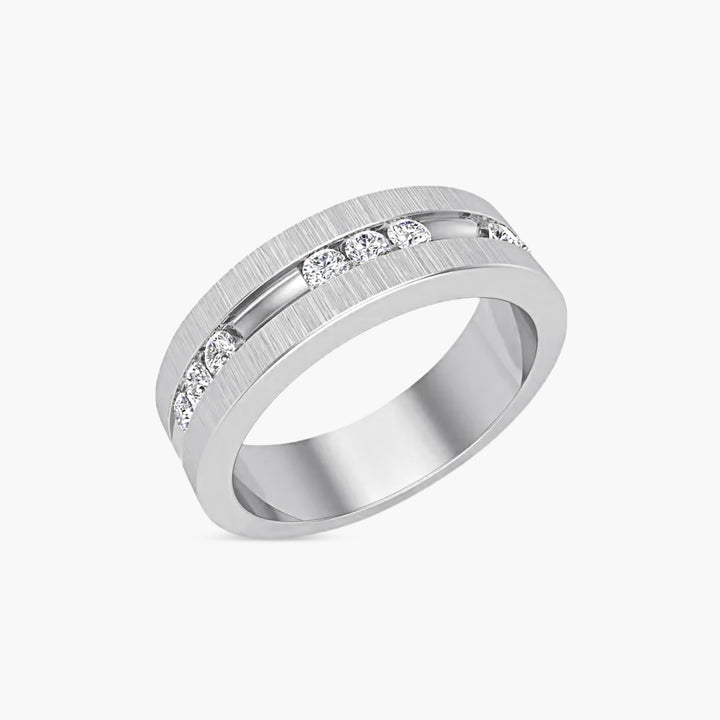Accented Grooved Band with Brushed Finish