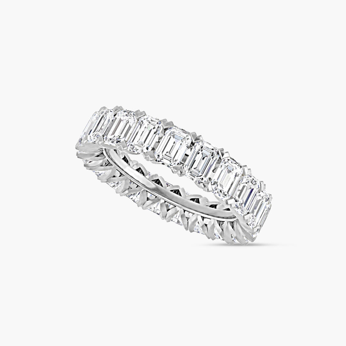 Oval & Emerald Low Profile V-Prong Eternity Band