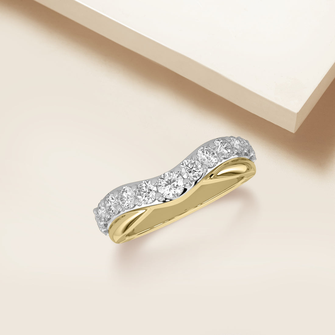 14K Yellow 1.00 CTW Contour Shadow Diamond Band