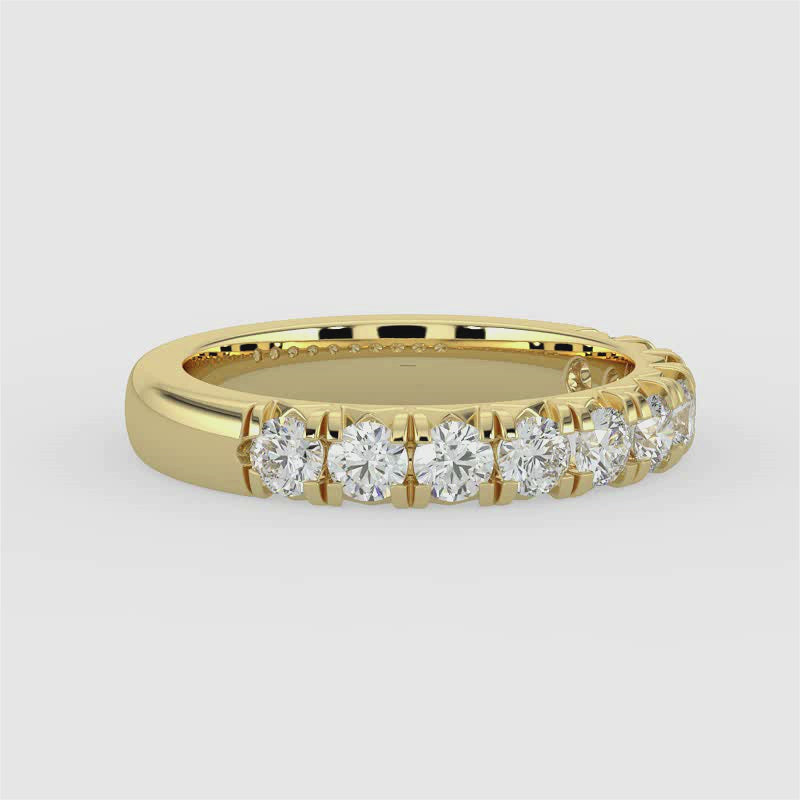 1.00 CTW Diamond Band In French Pave Setting